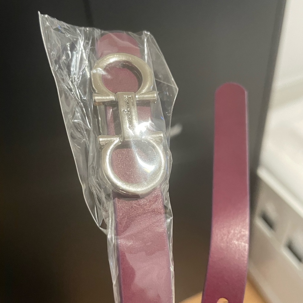 Salvador Ferragamo new belt